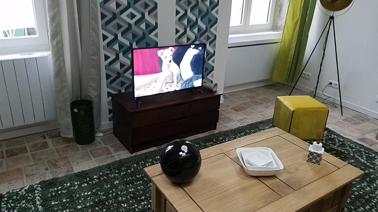 Tournus Castrum Romain- Loft 90M2 - 3 Etoiles - Petit Box Velo - 5Mn Autoroute 외부 사진